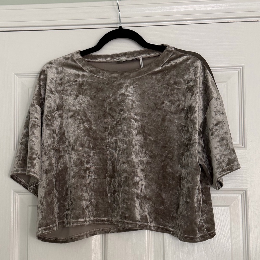 Urban Outfitters Velvet Crop Top in Gray